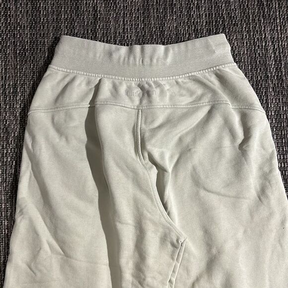 Lululemon Relaxed Fit French Terry Jogger - Picture 4 of 8